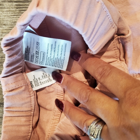 2 PAIR GIRLS SKINNY JEANS - Picture 4 of 4